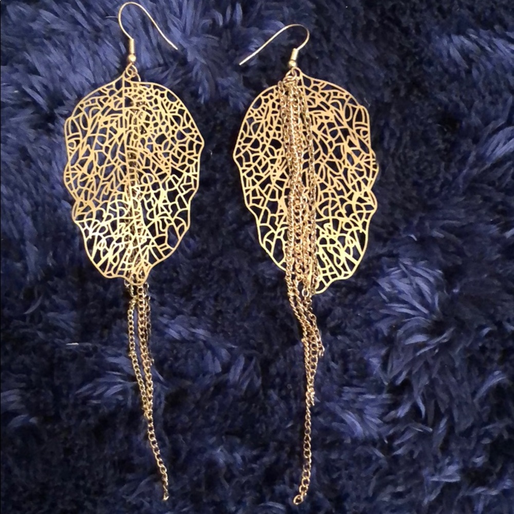 Gold leaf earrings